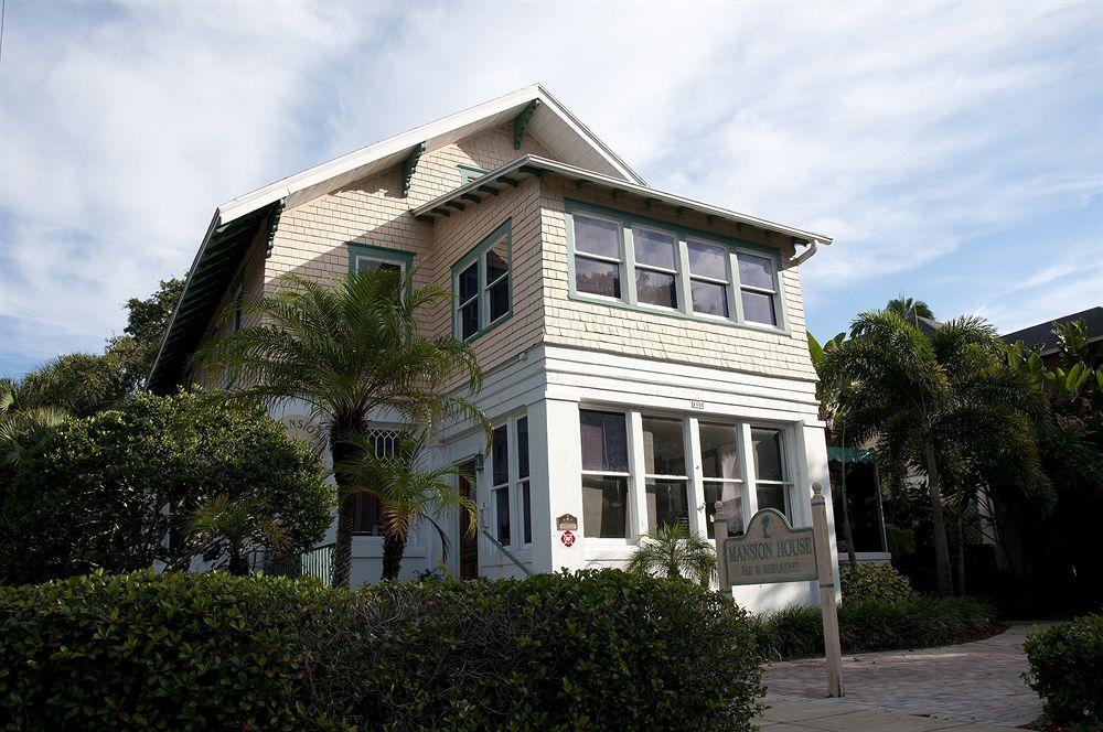 The Mansion House Inn St. Petersburg Exterior photo